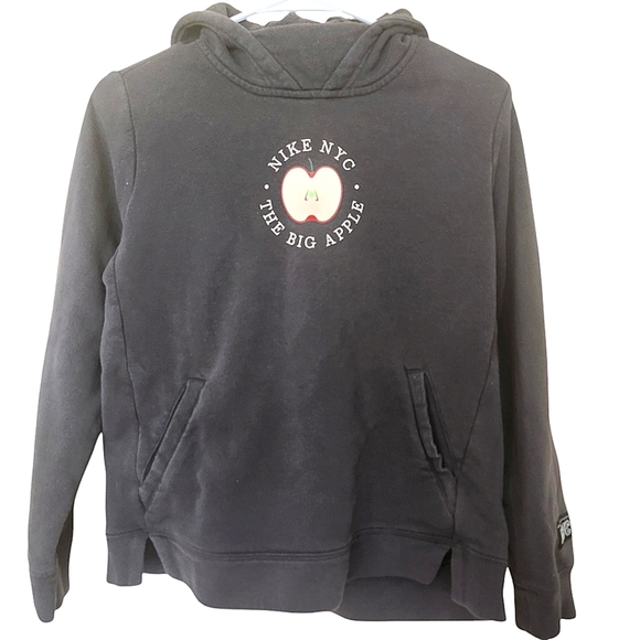 Nike NYC Big Apple graphic popover‎ pullover hoodie black  youth size XL - Picture 2 of 10